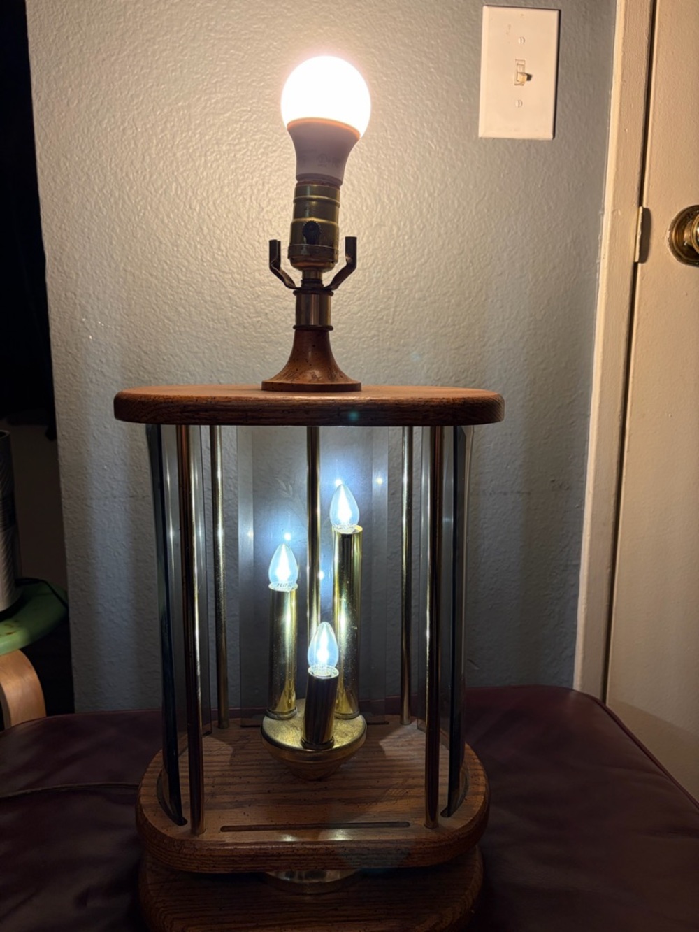 Vintage Mid-Century Don Ward Etched Glass Oak and Brass 4-Light Table Lamp